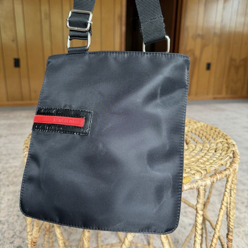 PRADA Black Shoulder Bag Vintage Nylon Zip Closure Men's Casual Designer